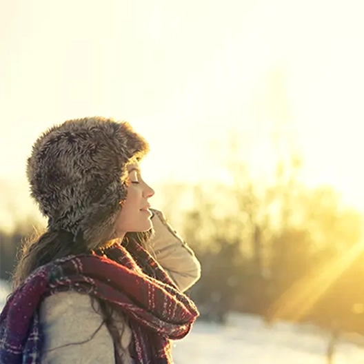 10 دلیل برای استفاده از کرم ضد آفتاب در فصل پاییز و زمستان